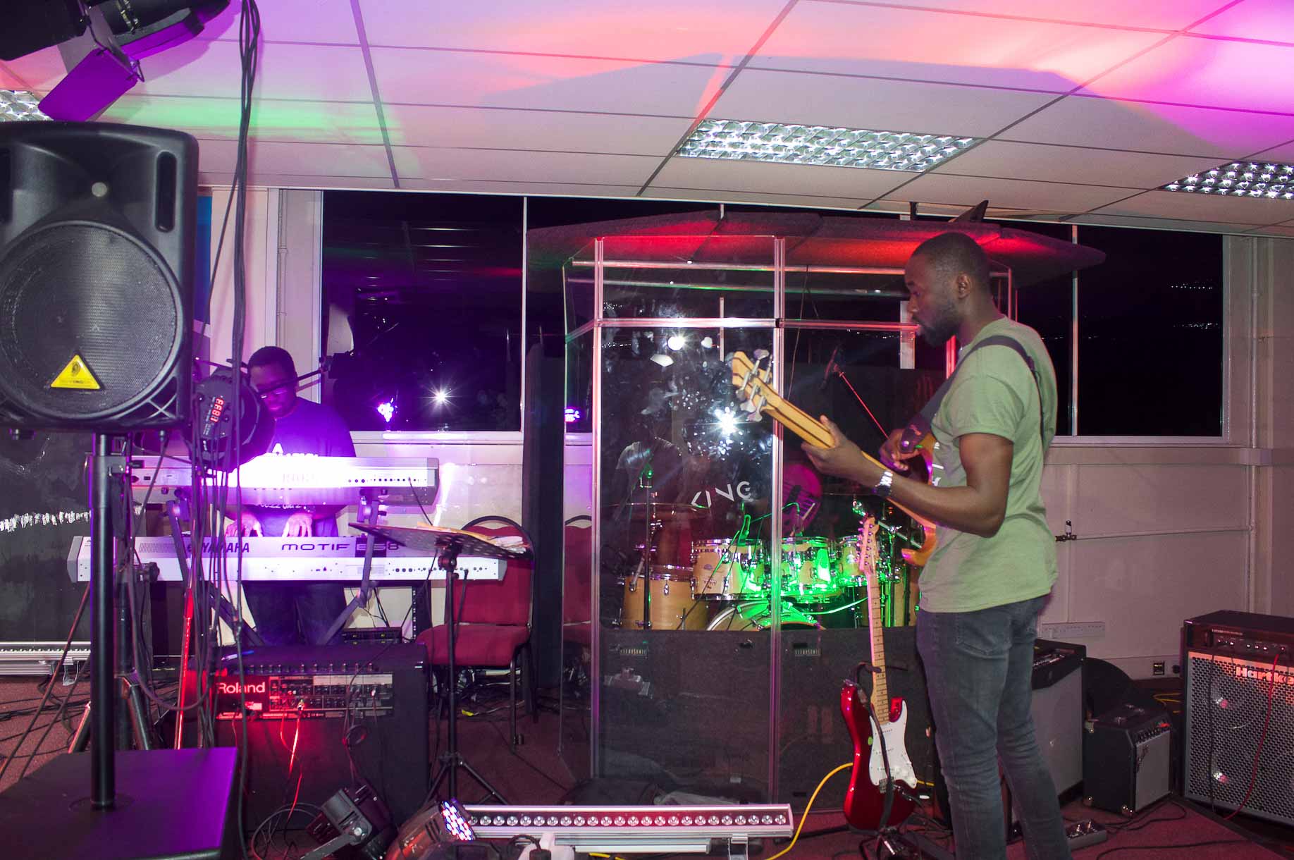 Mega praise 2017 - 23